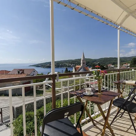 Holiday Jaka Apartamento Sumartin