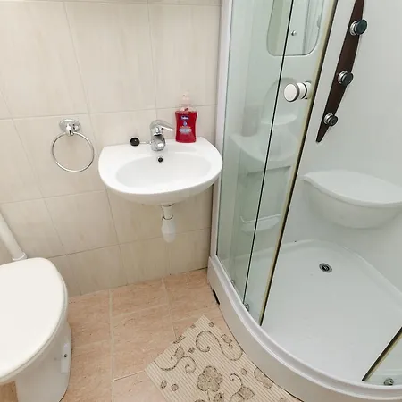 Holiday Jaka Apartamento *